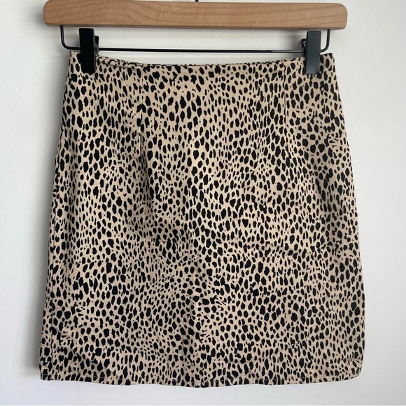 Brandy Melville Dresses & Skirts - Brandy Melville leopard print high waist mini skirt size XS